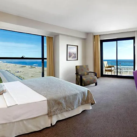 艾瓦勒克奇纳尔酒店 Ayvalı