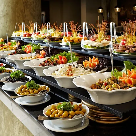 艾瓦勒克奇纳尔酒店 酒店