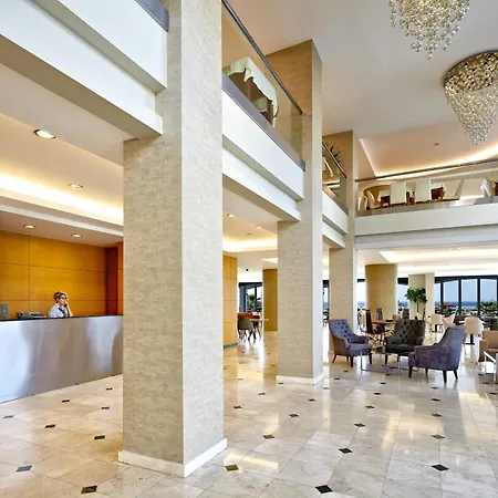 艾瓦勒克奇纳尔酒店 Ayvalı