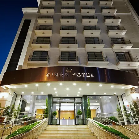 艾瓦勒克奇纳尔酒店 3*